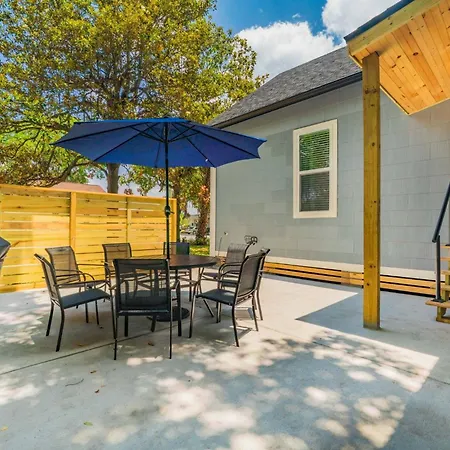 Villa Charming Retreat W/ Bikes